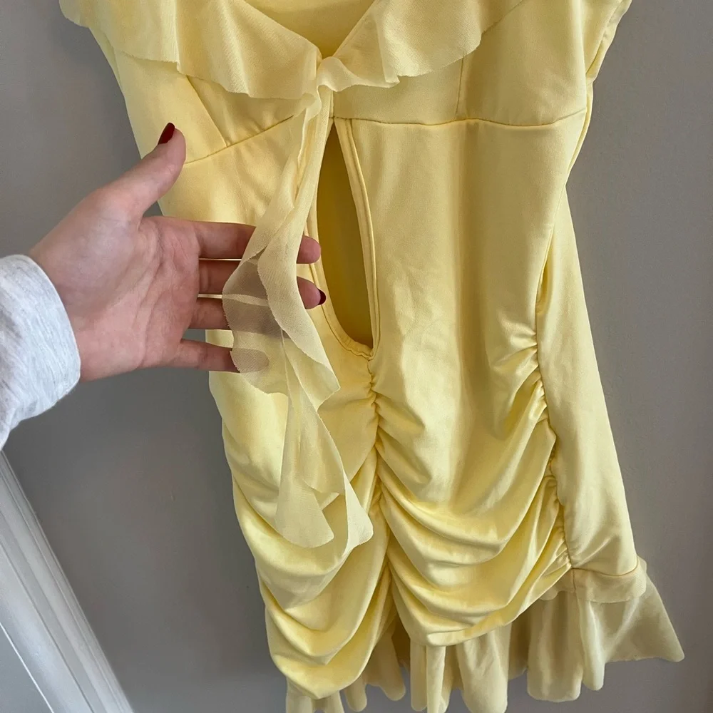 Yellow Ruffled Dress - Picture 5 of 6